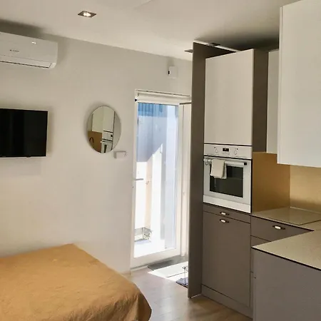 Apartment Vaivorykste Sl *